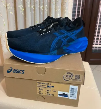 Asics Novablast 5 Running Shoes usato