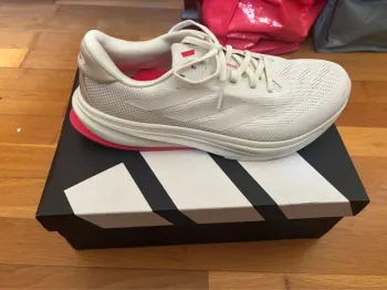 Used Supernova Rise 2 Running Shoes