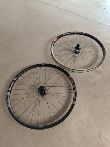 E*Thirteen LG1 DH DT Swiss 350 DEG Wheels de segunda mano