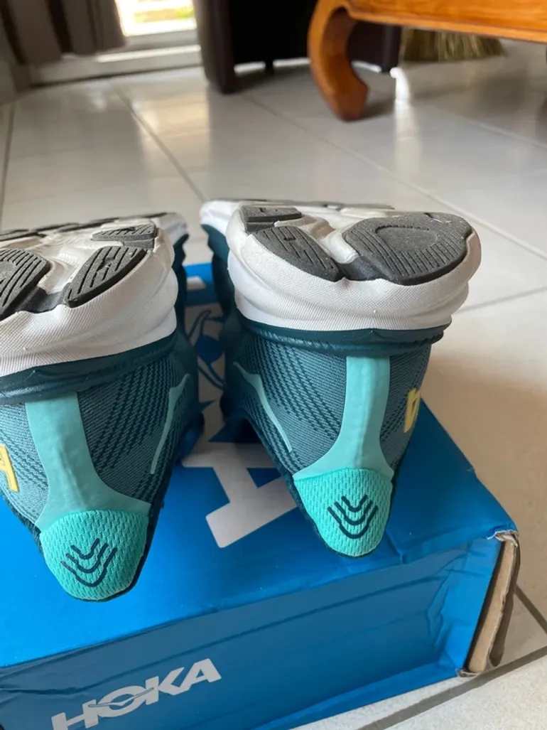 Used Hoka Clifton 9 bike — image 5 of 6
