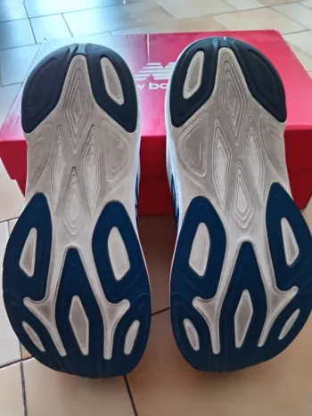 Gebrauchtes New Balance Fresh Foam X More V6 bike — Bild 6 von 6