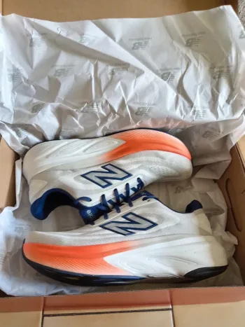 Gebrauchtes New Balance Fresh Foam X More V6 bike — Bild 2 von 6