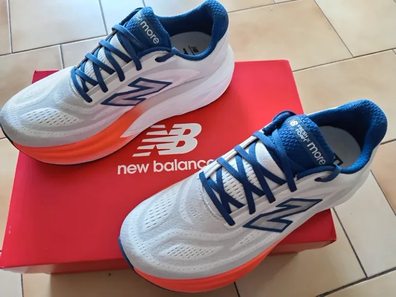 Gebrauchtes New Balance Fresh Foam X More V6 bike — Bild 5 von 6