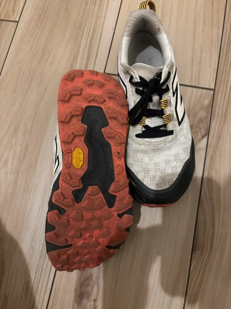 Gebrauchtes New Balance Hierro bike — Bild 4 von 4