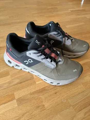 Used On Running Cloudrunner 2 Waterproof Running Shoes