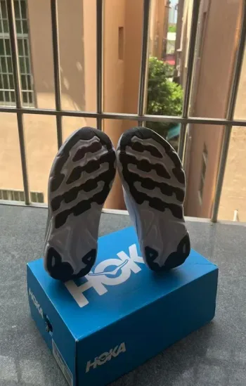 Used Hoka Shoes size 43 bike — image 5 of 6