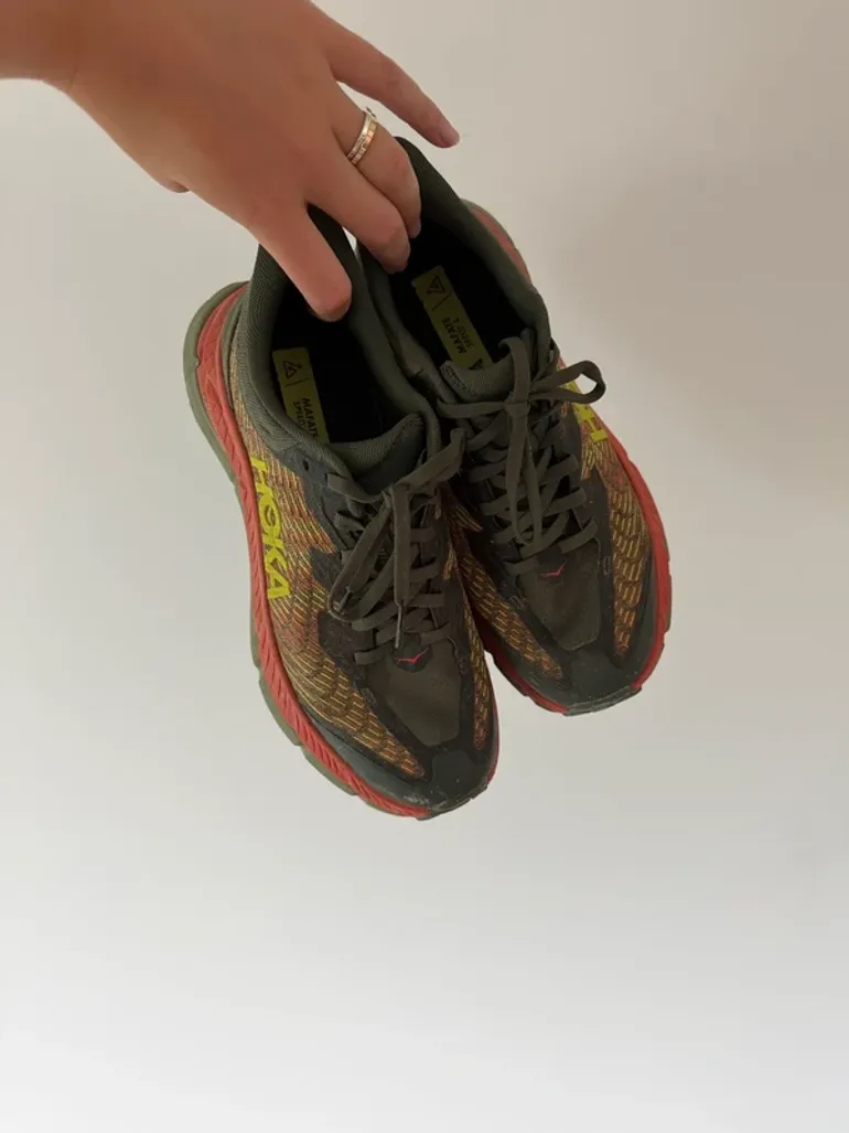 Used Hoka Mafate 4 bike — image 2 of 4