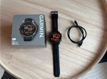 Used Garmin Fenix 8 bike — image 2 of 3