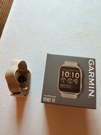 Garmin Venu bike d'occasion — image 2 sur 9