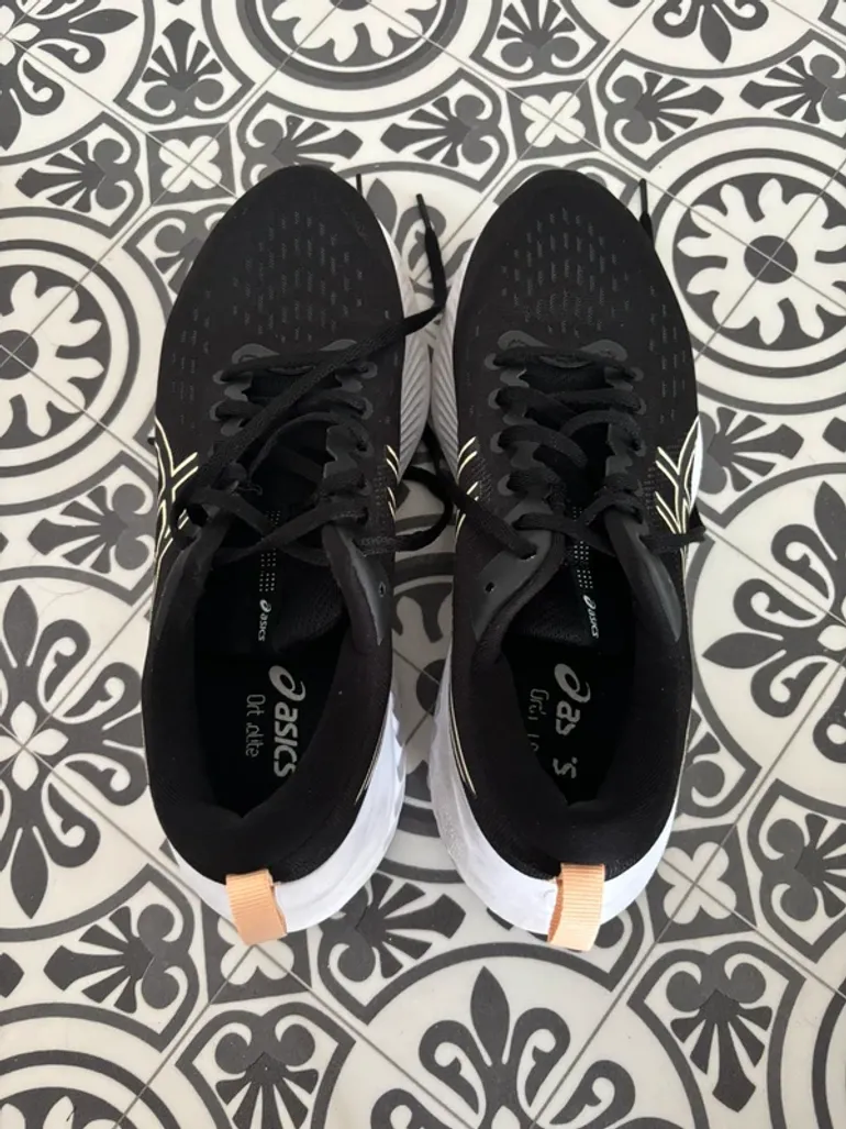 Gebrauchtes Asics Gel-Excite 10 bike — Bild 2 von 5