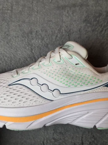 Saucony Guide 17 bike de segunda mano — imagen 8 de 14