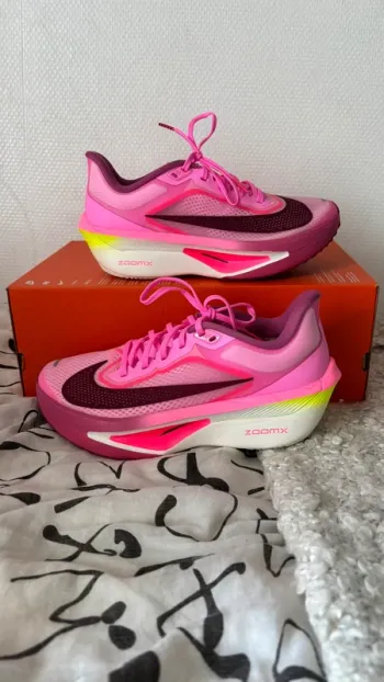 Nike Zoom Fly 6 Running Shoes usato