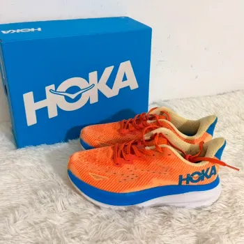 Hoka Shoes size 39 Running Shoes d'occasion