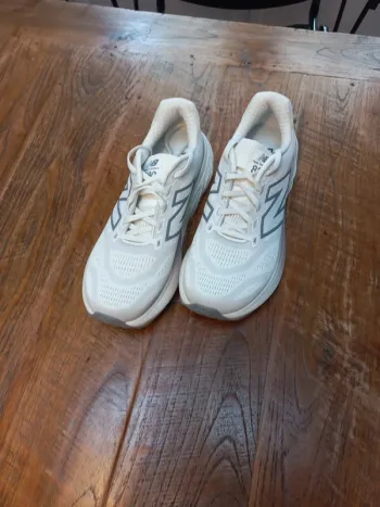 Gebrauchtes New Balance Hardloopschoenen Maat 41 Running Shoes