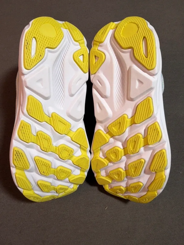 Used Hoka Clifton 9 bike — image 5 of 6