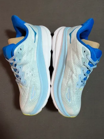 Used Hoka Clifton 9 bike — image 3 of 6