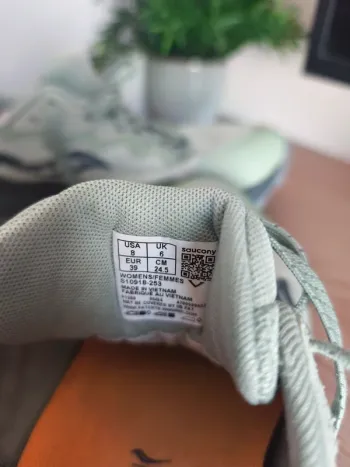 Saucony Peregrine 14 GTX bike de segunda mano — imagen 6 de 9