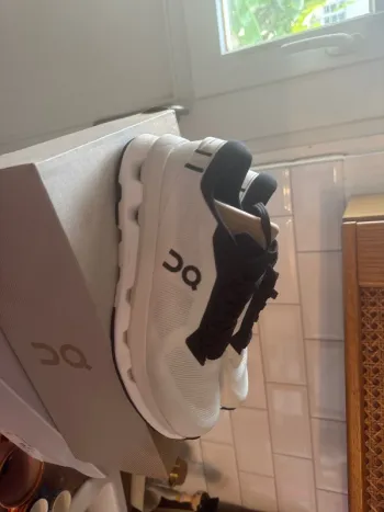 Brugt On Running Cloudzone Running Shoes