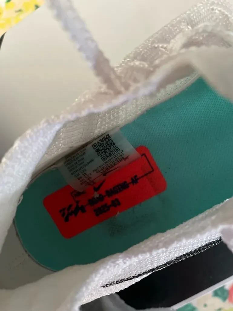 Nike Air Zoom Alphafly bike usato — immagine 5 di 9