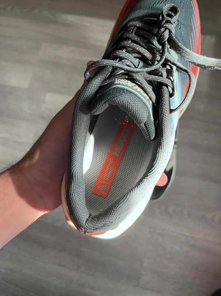 Used Hoka Torrent 2 bike — image 10 of 10