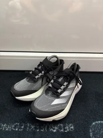Used Mizuno adizero boston 12 bike — image 2 of 7