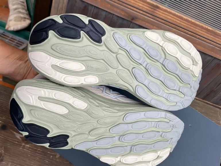Gebrauchtes New Balance Laufschuh EU 42 bike — Bild 5 von 6