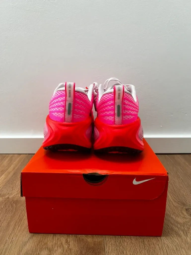 Used Nike Vomero Plus bike — image 5 of 8
