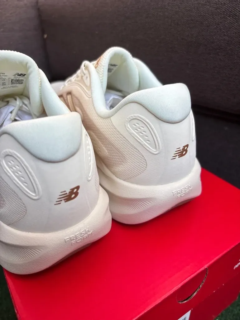 Gebrauchtes New Balance Fresh Foam 680 V9 bike — Bild 5 von 10