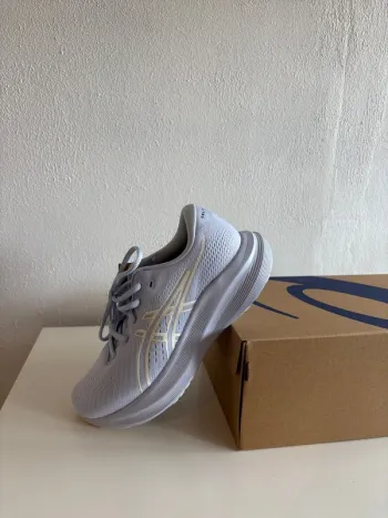 Used Asics Gel-Excite 11 bike — image 2 of 8