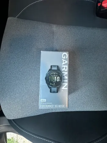 Used Garmin Forerunner 165 Music Electronics