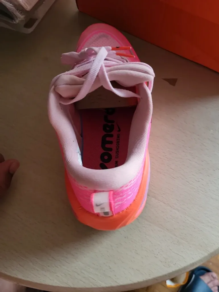 Used Nike Vomero Plus bike — image 5 of 5