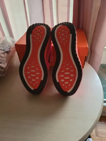 Used Nike Vomero Plus bike — image 3 of 5