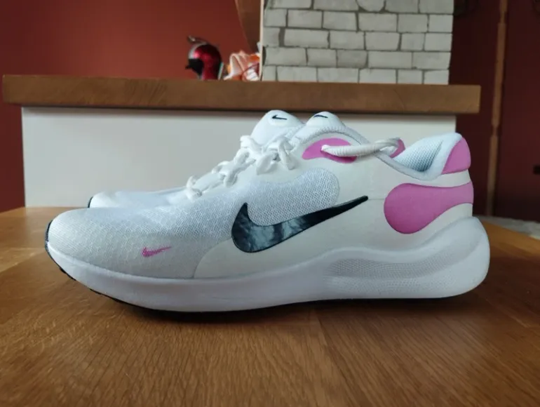 Used Rose Nike Baskets bike — image 2 of 4