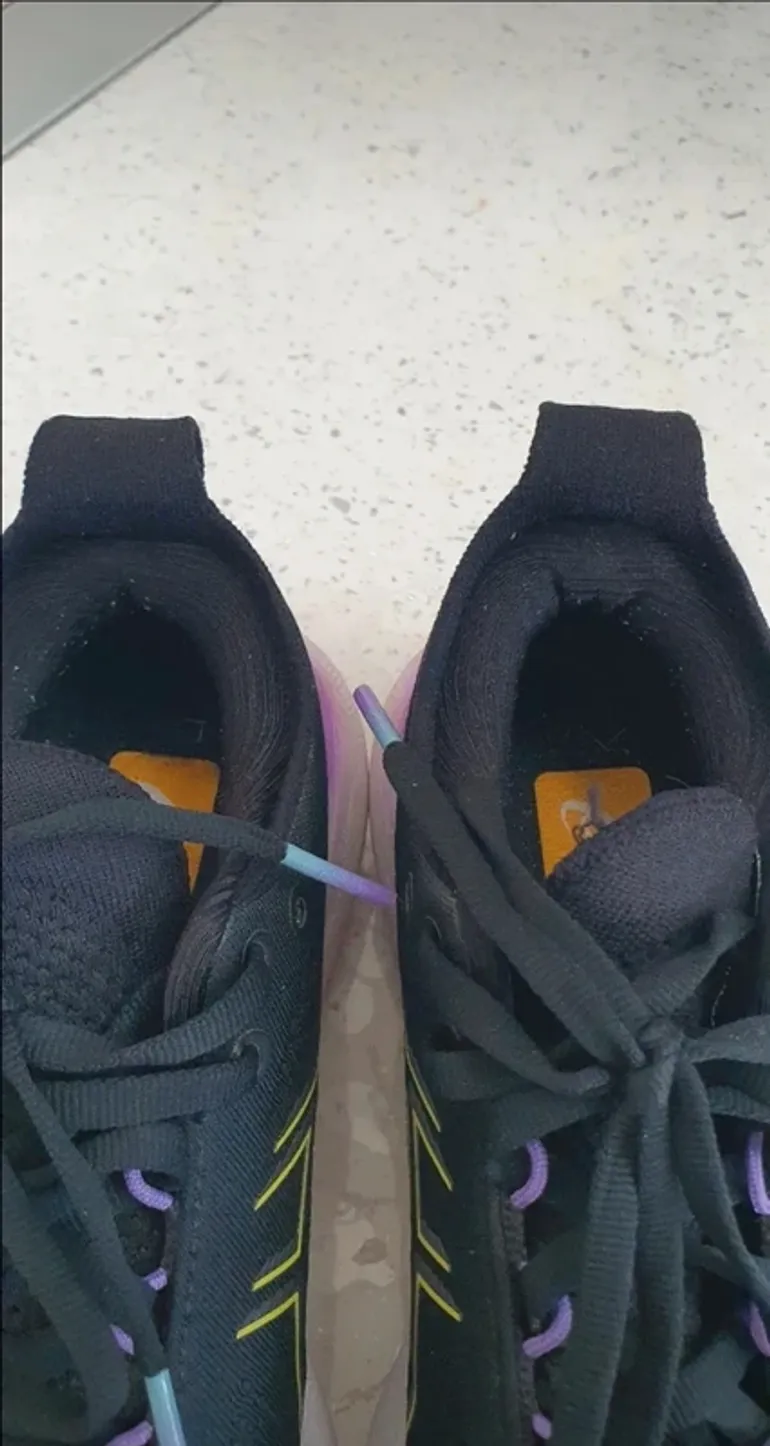 Used Asics Gel Nimbus 25 bike — image 6 of 10