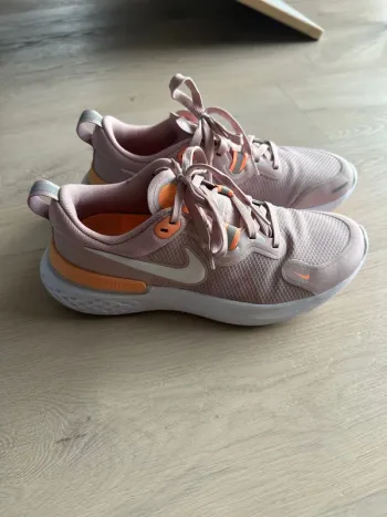 Tweedehands Nike Miler React Running Shoes