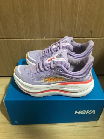 Gebrauchtes Hoka Bondi 9 Running Shoes