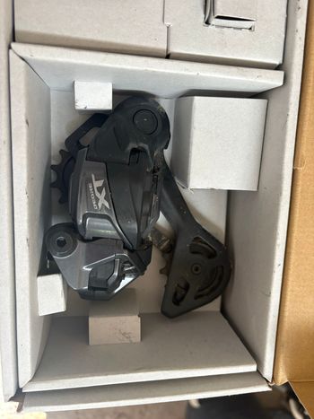 Gebrauchtes Shimano XT Di2 RD-M8260-SGS 2025 Drivetrain & Pedals