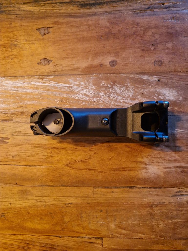 Used Bontrager rcs pro 2025 bike — image 5 of 7