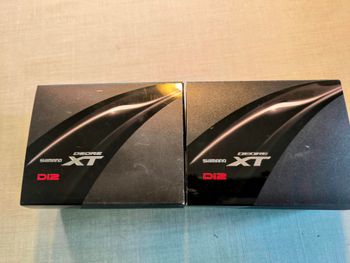 Used Shimano Deore XT SW-M8050 2/3x11 Speed Shift Set Drivetrain & Pedals
