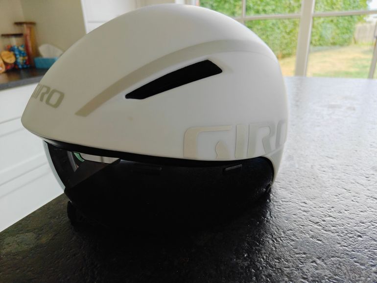 Brugt Giro Aerohead MIPS Helmet 2025 bike — billede 3 af 4