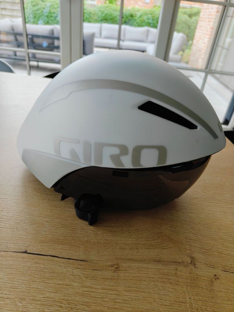 Brugt Giro Aerohead MIPS Helmet 2025 bike — billede 2 af 4