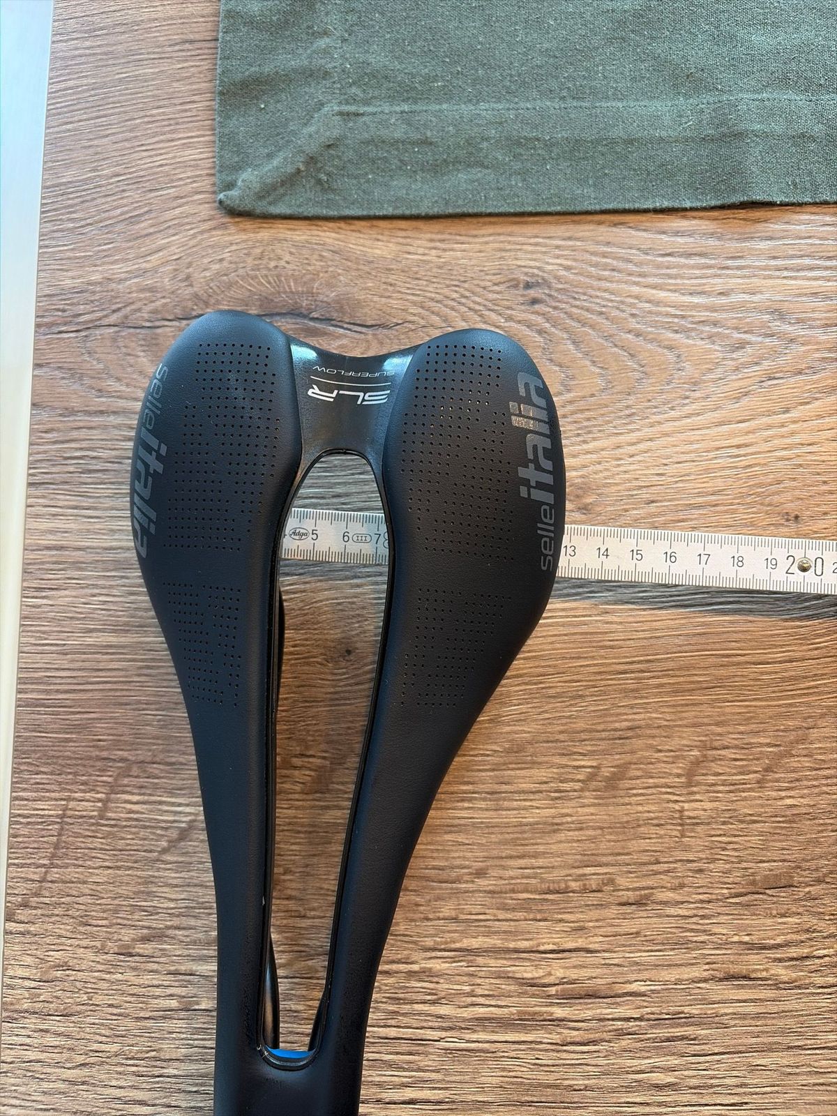 Selle Italia SLR Boost Superflow S1 | buycycle