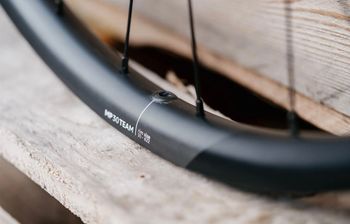 Used OQUO mp30 Team 2026 bike — image 2 of 4