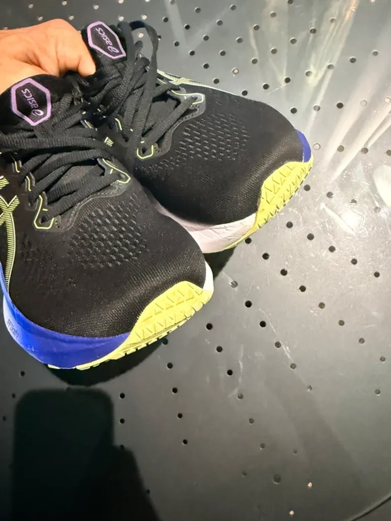 Tweedehands Asics Gel Kayano 30 bike — afbeelding 6 van 7