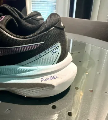 Tweedehands Asics Gel Kayano 30 bike — afbeelding 5 van 7