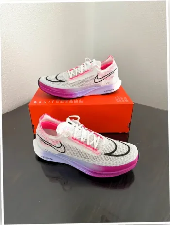Used White Nike ZoomX Streakfly bike — image 2 of 10
