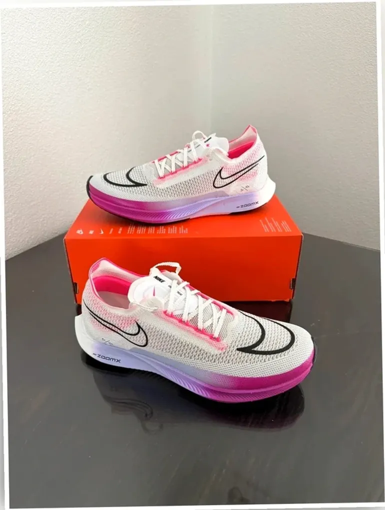 Used White Nike ZoomX Streakfly bike — image 2 of 10
