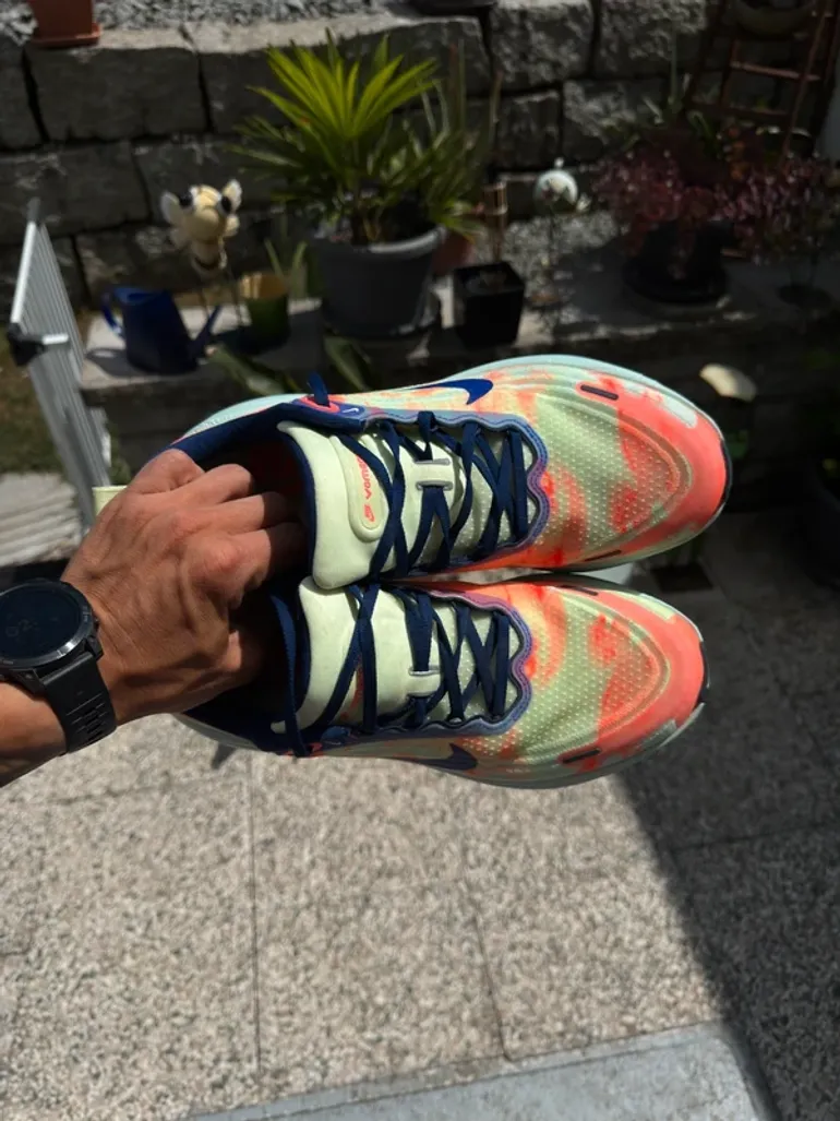 Used Nike Vomero Plus bike — image 3 of 3