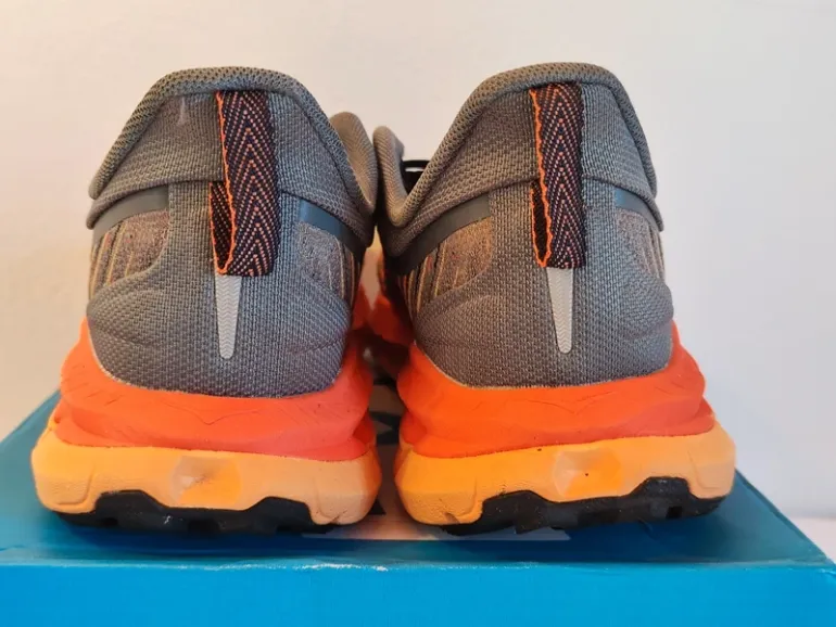 Hoka Mafate Speed 4 bike d'occasion — image 9 sur 14