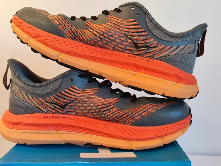 Hoka Mafate Speed 4 bike d'occasion — image 10 sur 14